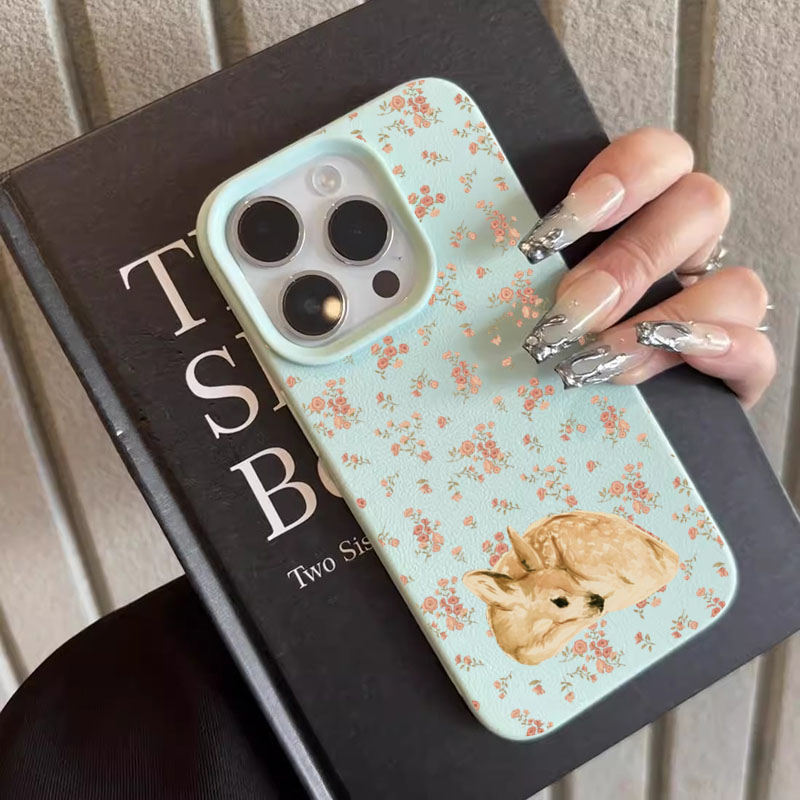 Cute Deer Full Floral Pattern  - مراجعة Phone Cases Cute Iphone 13 وسعره