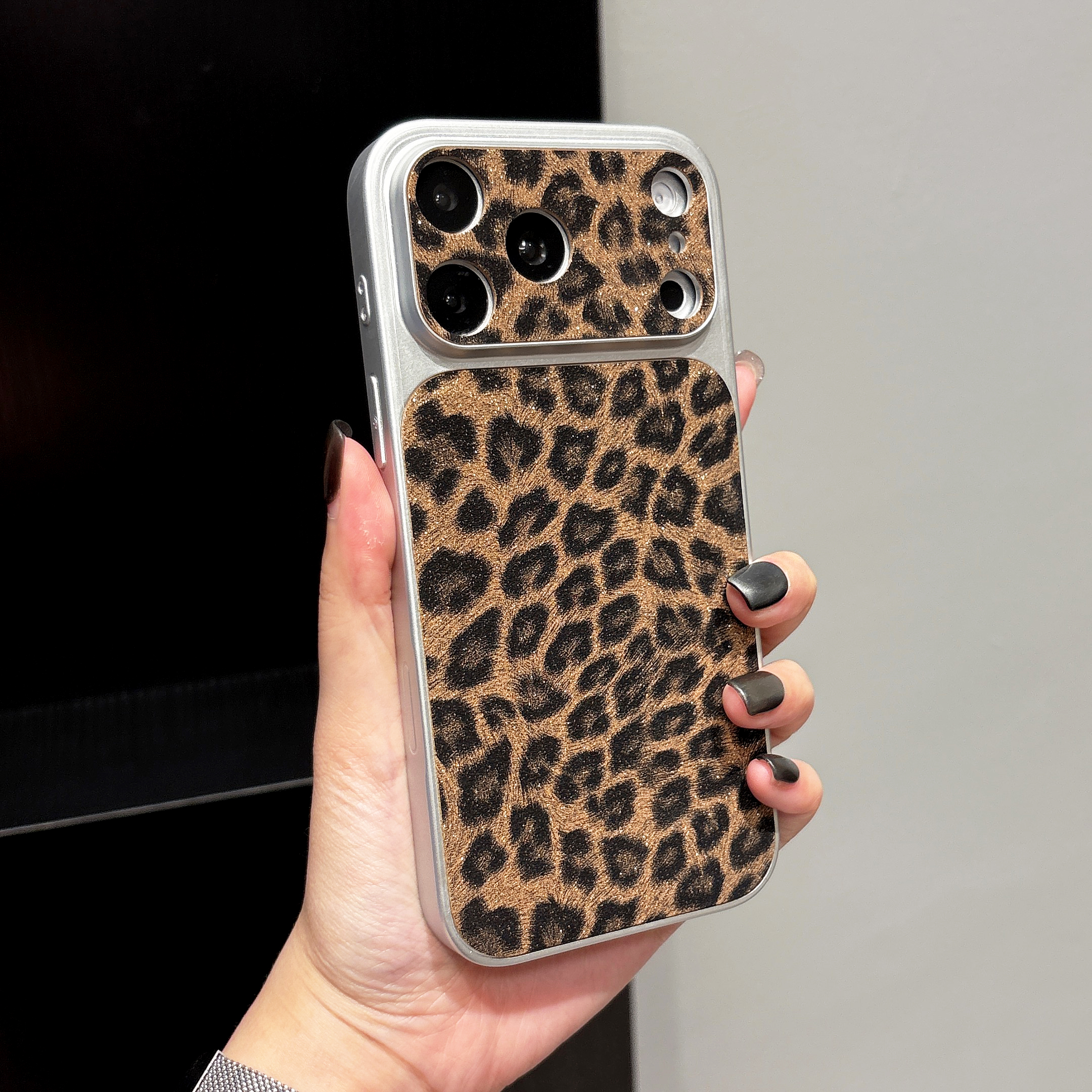 Luxury Leopard Print Glitter C - مراجعة Glitter Shockproof Case وسعره