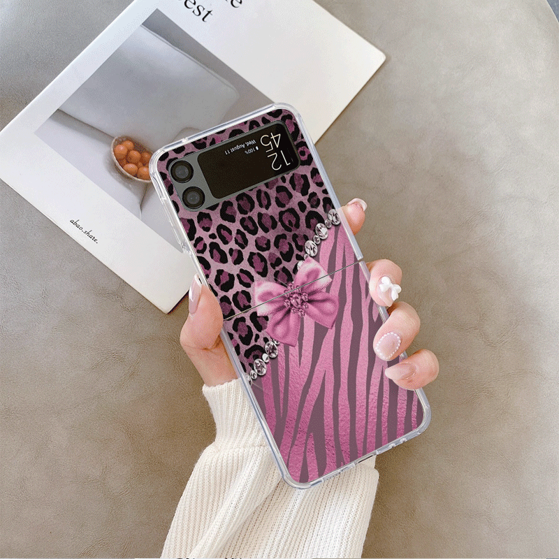 Creative Pink Blue Bow Leopard - مراجعة Phone Cases Z Fold 6 وسعره